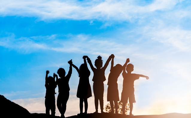 Changement de nom et adoption : un levier au service de la famille - Notaires Office